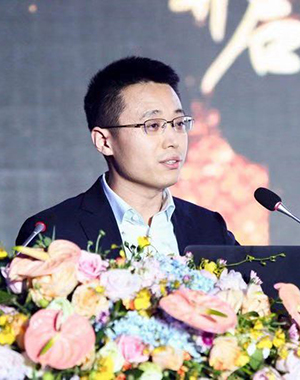 蘇寧控股集團(tuán)黨委副書記、蘇寧易購集團(tuán)副總裁馬康